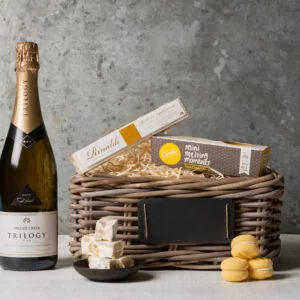 Sparkling wine gift basket