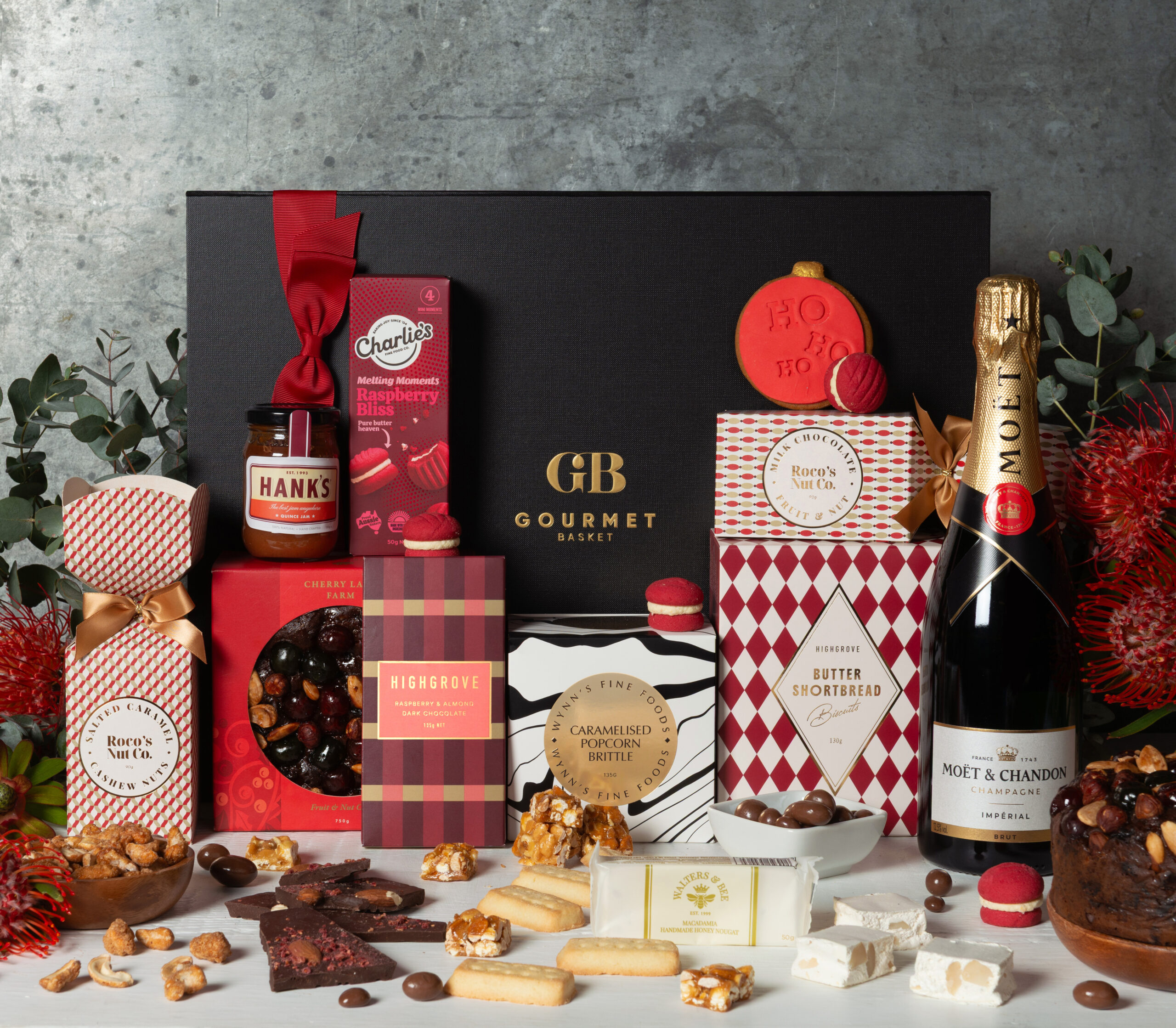 Moet_Christmas_Hamper_GB26_019